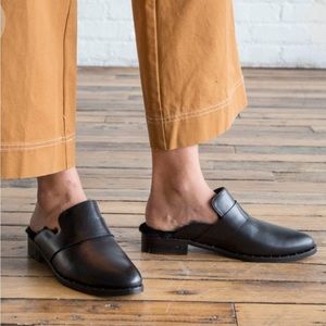 Freda Salvador keen mule size 9.5